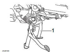 Checking and lubricating the centerstand and sidestand