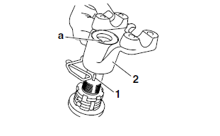 Installing the steering head