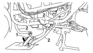 Removing the fuel tank